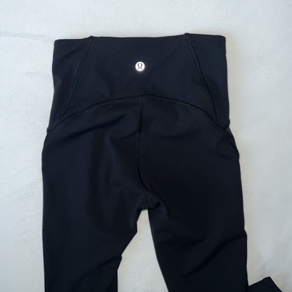 Lululemon Train Times Crop (17")
Black - Picture 5 of 11